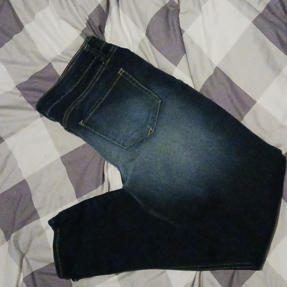 Jeans - Picture 3 of 4
